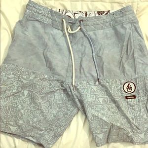 Volcom shorts